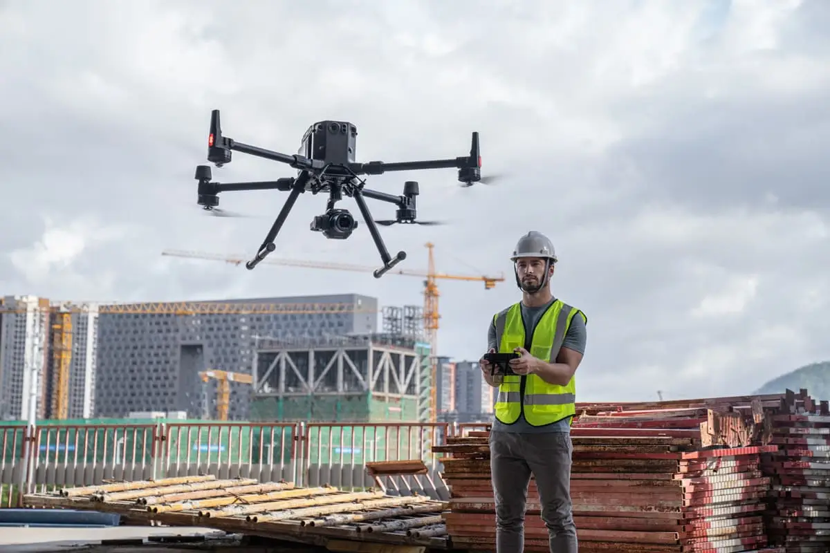 How developers use drones for construction site monitoring?